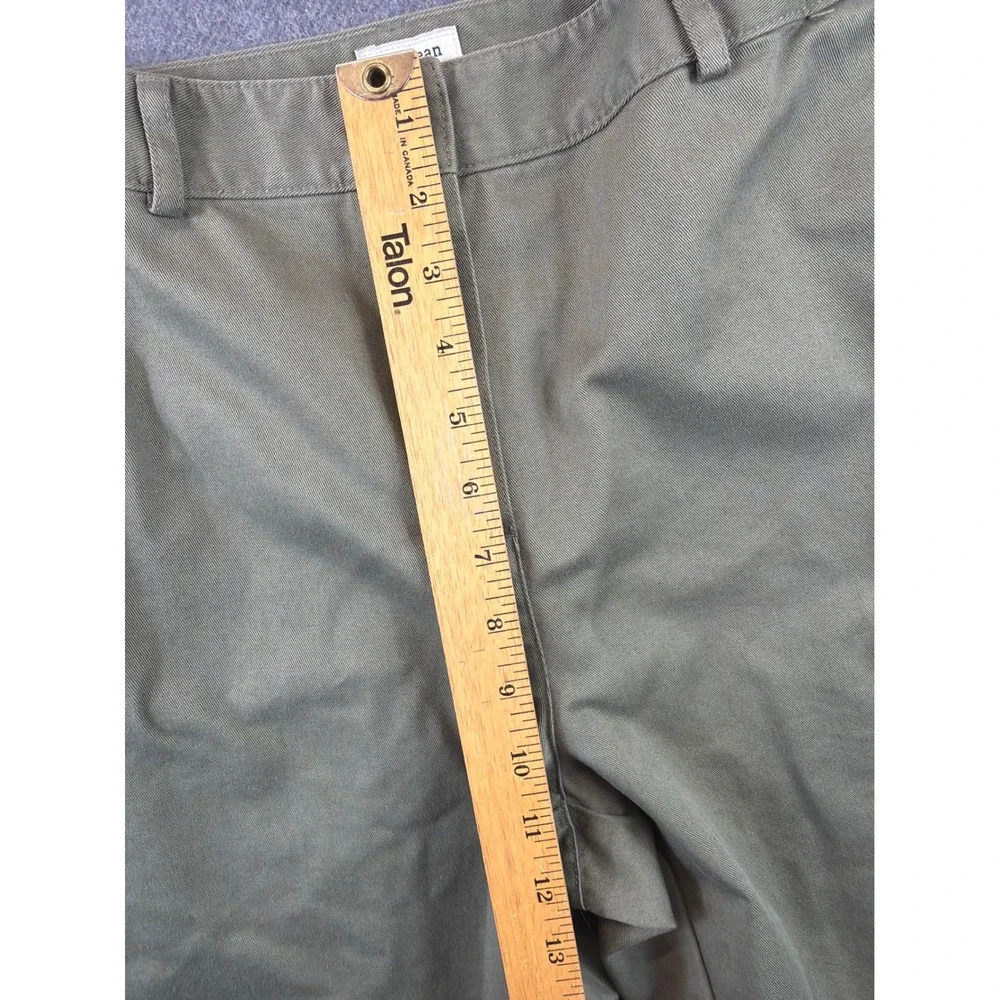LL Bean Chino Pants Women 12P Olive Green Classic Fit Straight Leg Stretch Waist